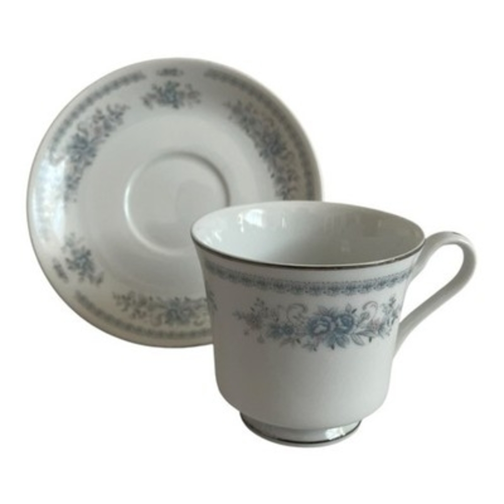 Christine Fine Porcelain China Japan Teacup Saucer Set Blue Floral Platinum VG - Picture 3 of 7